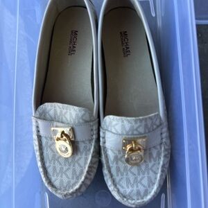 Michael Kors Monogram Loafers - Beige